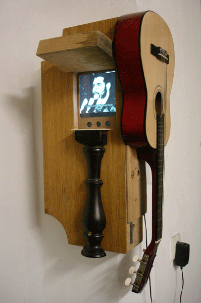 PULPIT (Che Guevara, Martin Luther King, Desmond Tutu), 2011, 110x70x50cm, wood, guitar, monitor